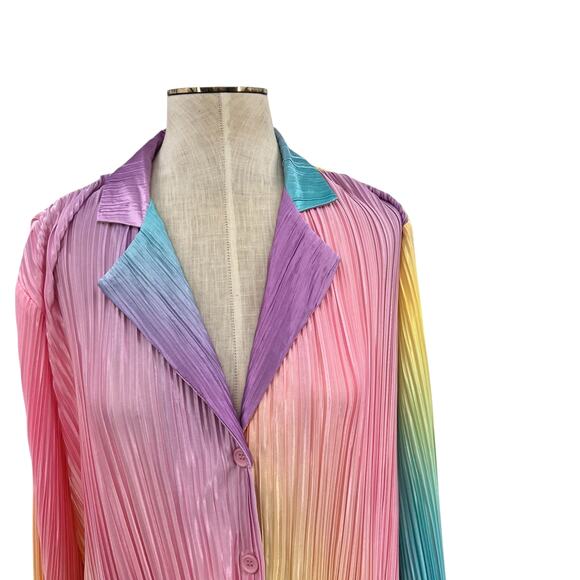 Dressed in Lala Rainbow Daydream Plissé Pleated Top Notched Collar Size Medium - Picture 3 of 14